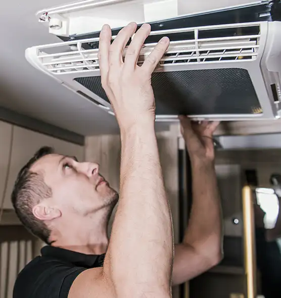  Professional Licensed And Insured Cleaners in Palm River-Clair Mel, FL